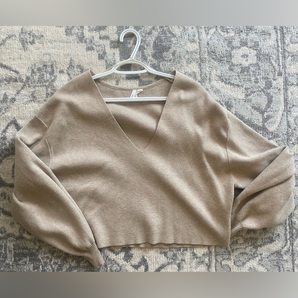Love Finn sweater
